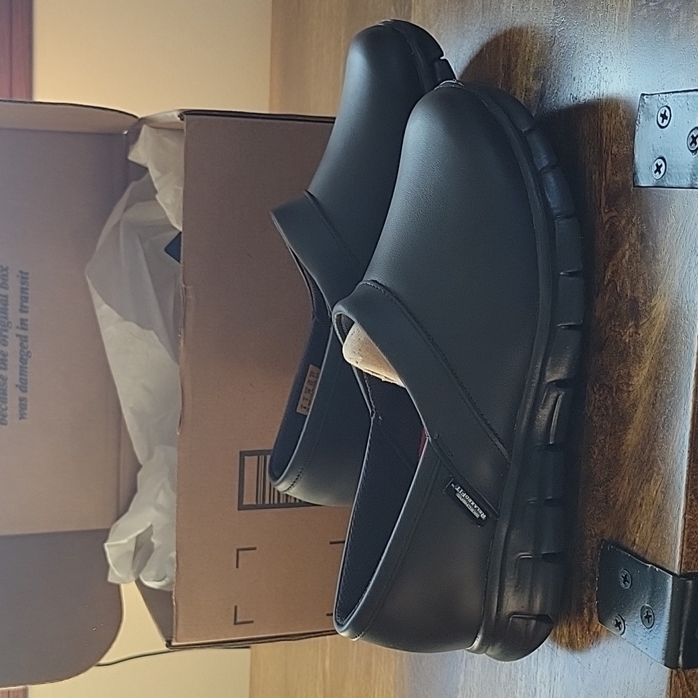 Sketchers work size 8 shoe